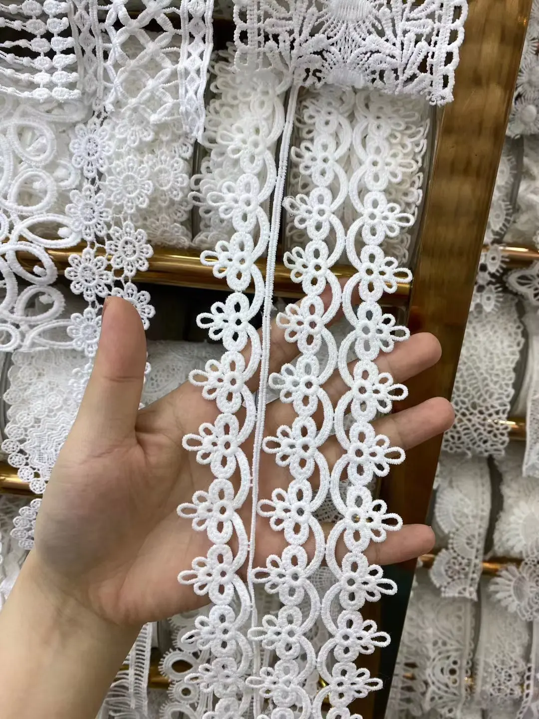 Customized White Milk Silk Embroidery Lace Vintage Chemical Lace For Wedding Dresses Shoes And Other Clothing Accessories Customized White Milk Silk Embroidery Lace Vintage Chemical Lace For Wedding Dresses Shoes And Other Clothing Accessories